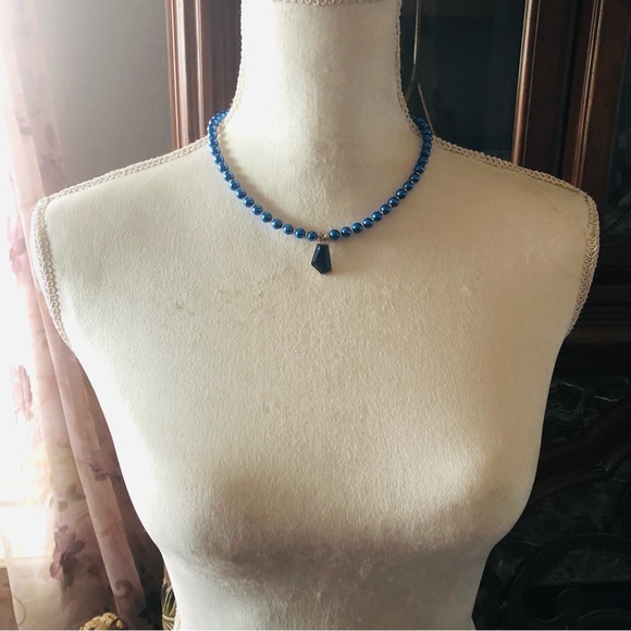 Handcrafted repurpose blue geometric glass pendant Czech glass Pearl necklace - Picture 5 of 9